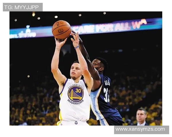 库里三分大赛决赛狂轰20球创历史成就再添辉煌 库里三分大赛决赛狂轰20球创历史成就再添辉煌